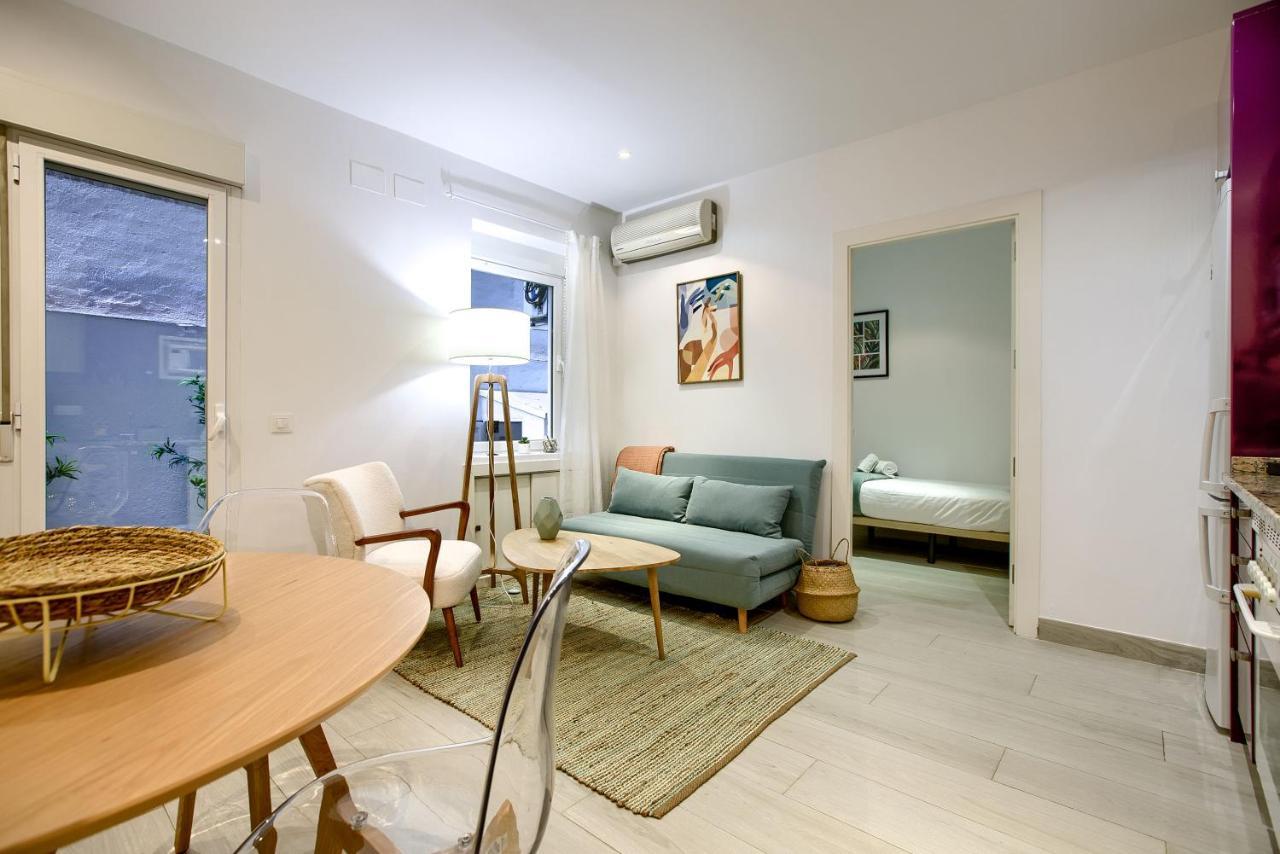 Apartamento Plaza Espana, Madrid